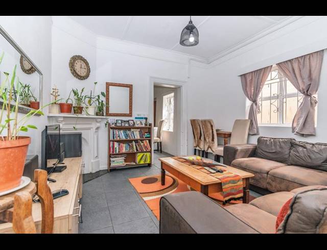 2 BEDROOM HOUSE FOR SALE IN WOODSTOCK